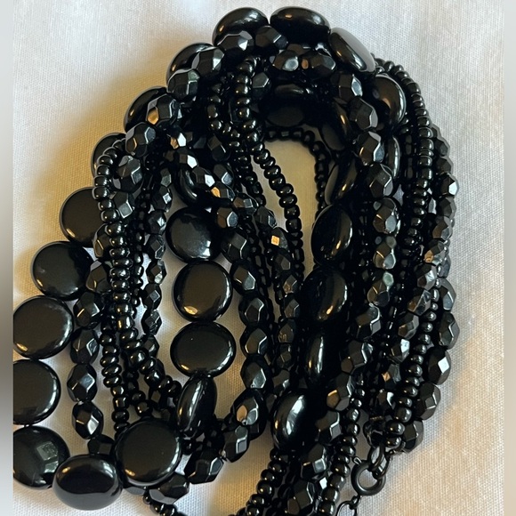 Premier Designs Black Necklace - Picture 3 of 9